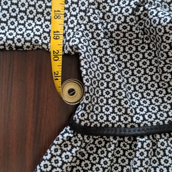 XL Max Studio Top - Picture 5 of 7